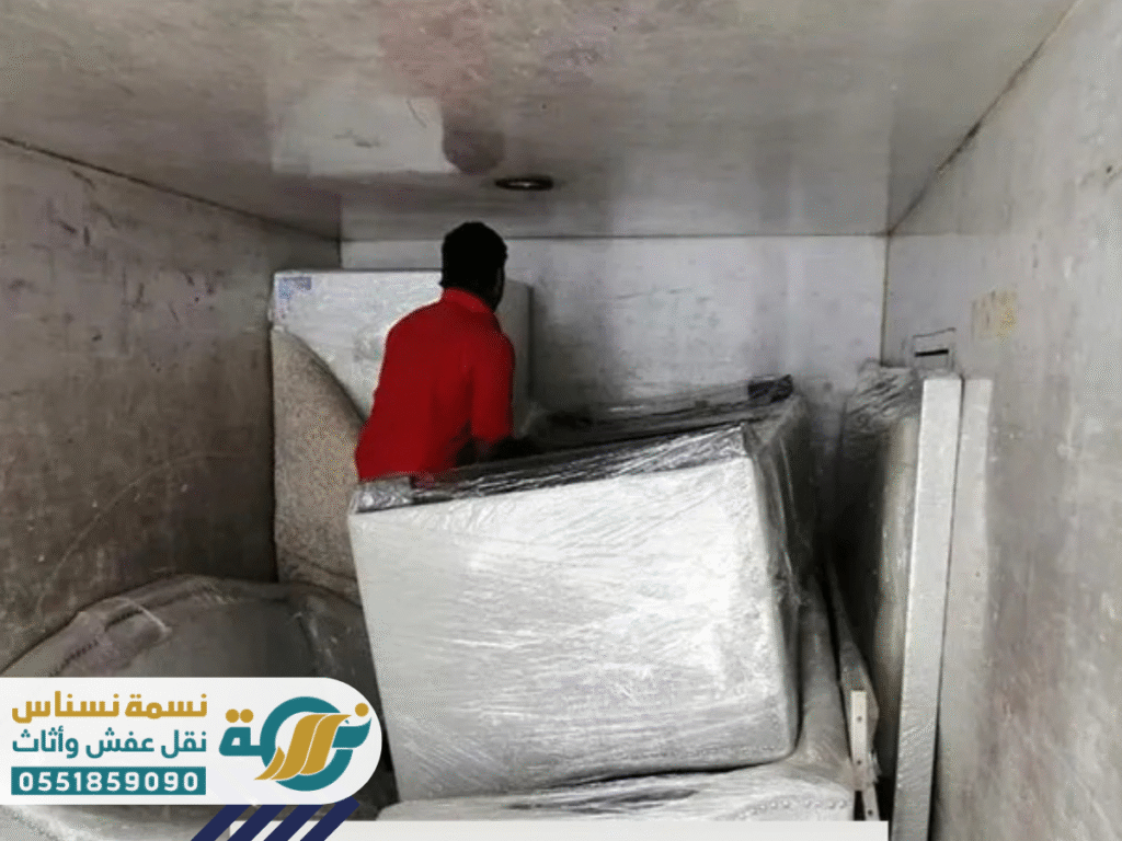 شاهد صور حقيقية لأعمال شركة نسمة نسناس في نقل العفش داخل وخارج محافظة الرس، تشمل مراحل التغليف، الفك والتركيب، والتنظيف النهائي – خدمات احترافية بسرعة وجودة عالية