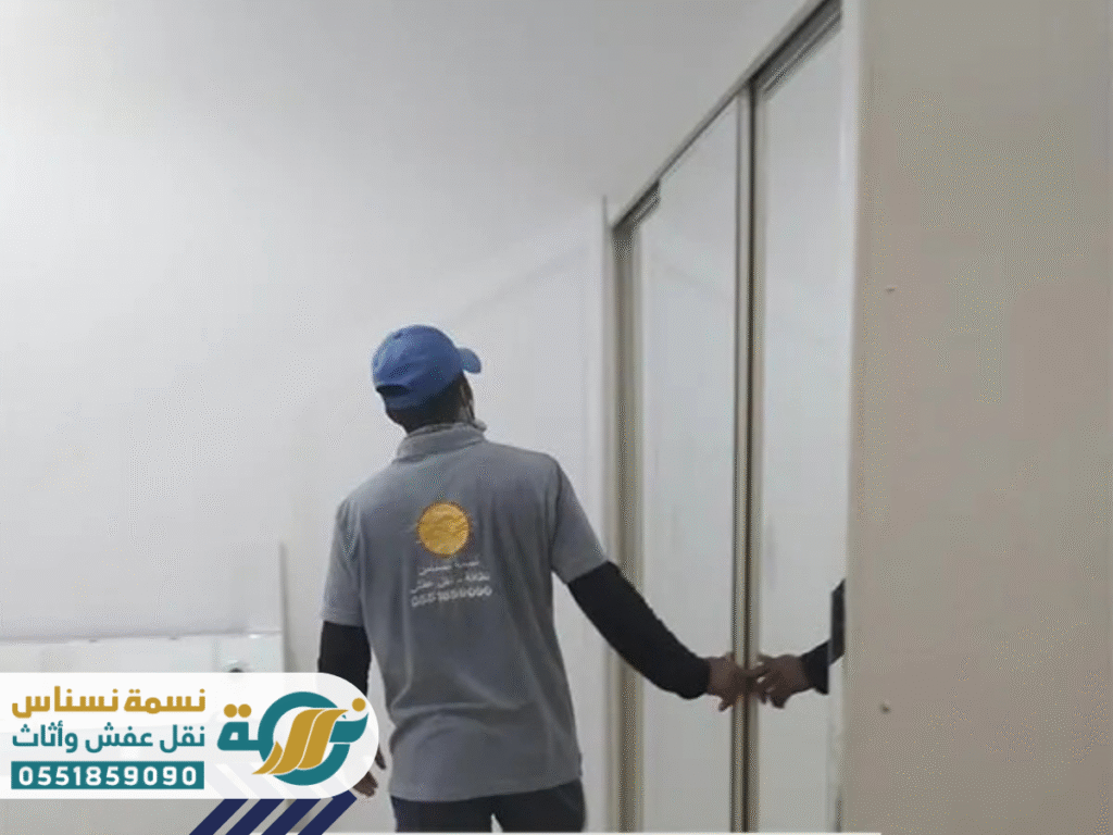شاهد صور حقيقية لأعمال شركة نسمة نسناس في نقل العفش داخل وخارج محافظة الرس، تشمل مراحل التغليف، الفك والتركيب، والتنظيف النهائي – خدمات احترافية بسرعة وجودة عالية
